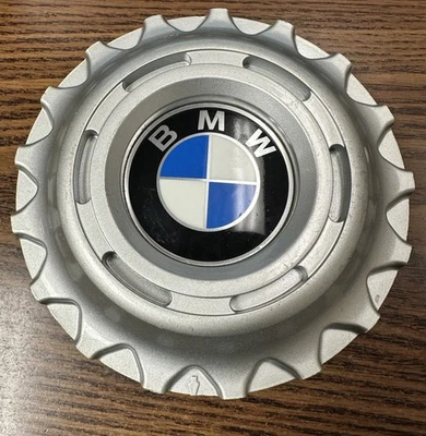 BMW 1995-2001 735I 740I 750I TAMPA CENTRAL PRATA FABRICANTE DE EQUIPAMENTO ORIGINAL 36.13-1 182 271 - Imagem 1 de 4