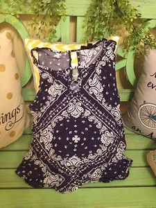 Small blue and white iris brand womens blouse - Picture 1 of 3