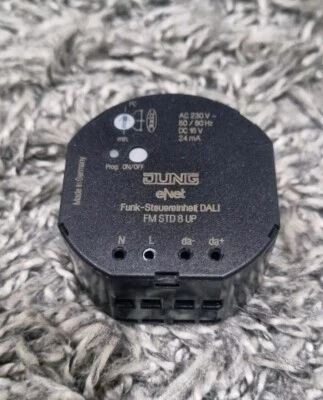 Jung Funk-Steuereinheit FM STD 8 UP eNet Version 1.0/2.0  Baugleich Gira 542200 - Bild 1 von 4
