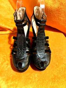 Robert Clergerie Black Platform Ankle Strap Leather T-Strap Sandals, Size 7.5 B - Picture 1 of 7