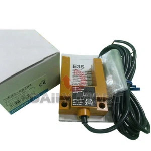 OMRON E3S-GS3B4 E3SGS3B4 PHOTOELECTRIC SWITCH SENSOR 2M 12-24 VDC - Picture 1 of 2