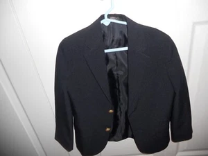 Van Heusen Boys Suit Jacket Navy Size 5 - 2 gold buttons Buttons - Picture 1 of 1