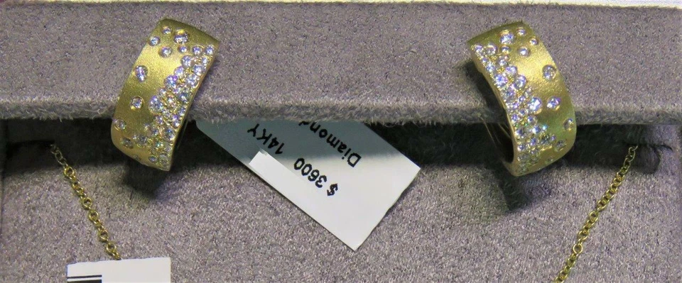 25% OFF!! NWT $3600 14KT GORGEOUS SPARKLEY RADIANT GLITTERING DIAMOND EARRINGS - Image 1 of 1