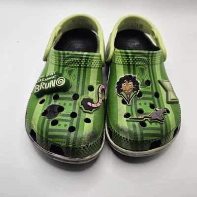 Dijes 3D iluminados para niños Encanto “Bruno” Crocs talla C11 **ver descripción** Foto 1 de 4