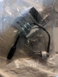MILITARY HONEYWELL SENSITIVE LIMIT SWITCH 21EN381 12328970 5930-01-230-0265 - Picture 1 of 3