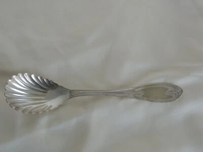 Antique SPOON 6" rogers pro A1  SILVERPLATE SHELL SPOON  {FROM CLYDE} - Image 1 of 4