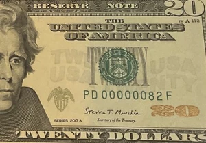 2017 A $20 LOW 2 DIGIT SERIAL NUMBER (( 000000 82 )) US paper money uncirculate - Picture 1 of 3