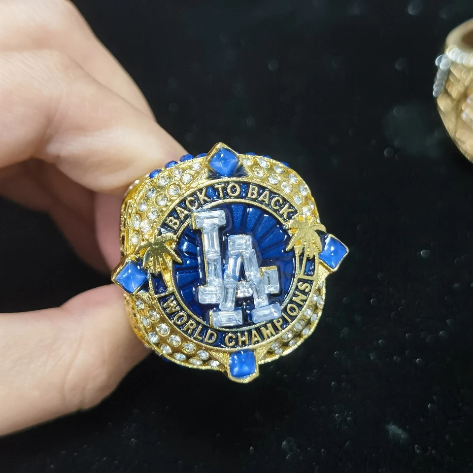 Anillo de campeones espalda con espalda de la Serie Mundial de los Dodgers de Los Ángeles 2025 talla 11 Foto 1 de 1
