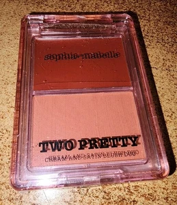 Sophia + Mabelle Two Pretty Blush Duo in sorbetto alla fragola .21 oz nuovo con scatola crema e culo - Foto 1 di 3