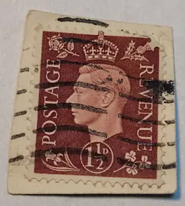 Postage Revenue ~ King George VI ~ Brown 1½D Stamp ~ Posted/Used ~ 1940's ~ E02 - Picture 1 of 6