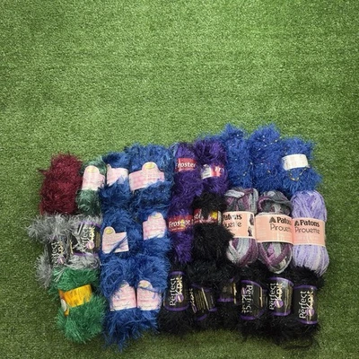 Lote de 27 madejas de punto perfecto mezcladas de color mezclado brillante de Paton's Foto 1 de 4
