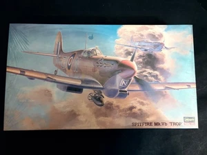 Hasegawa 1/48 Spitfire Mk.Vb 'Trop' RAF Desert Fighter JT5 1994 NOS Japan - Bild 1 von 7