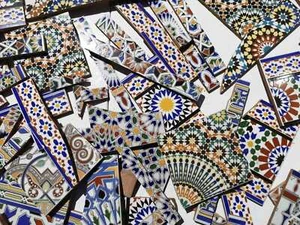  Moroccan mosaic offcut zellige style tiles 1kg random design wall floor maroc - Picture 1 of 5