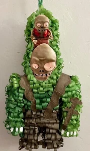 Plant V Zombie Gargantuan Pinata 19” x 12” x 6” - Picture 1 of 2