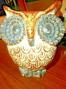 Earthenware or Ceramic Wide Eyed Owl Planter Macrame Hanger Holes In Pc 5 1/2" - Picture 1 of 12