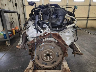 Used Engine Complete Assembly fits: 2019 Chevrolet Express 2500 van 6.0L gasolin - Image 1 of 4