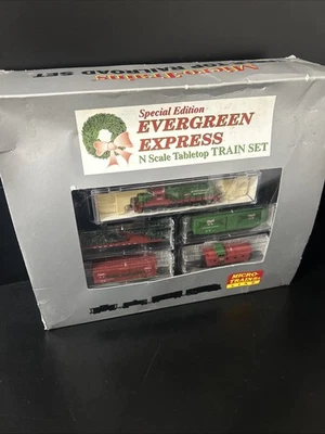 MTL-Micro Trains N Evergreen Express Special Edition Holiday Train - Image 1 of 4