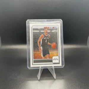 2023-24 Panini NBA Hoops - Rookies Winter #277 Victor Wembanyama (RC) - Picture 1 of 2