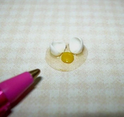 LORRAINE ADINOLFI Miniature Adinolfi Dropped Egg, Oops! (SHELL ATTACHED): DOLLHOUSE 1:12 Scale