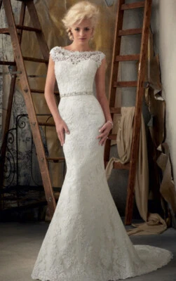 lace wedding dress size 6 - Image 1 of 4