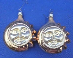 Juego de dos adornos vintage de vidrio de sol luna sonriente de 4" - Imagen 1 de 5