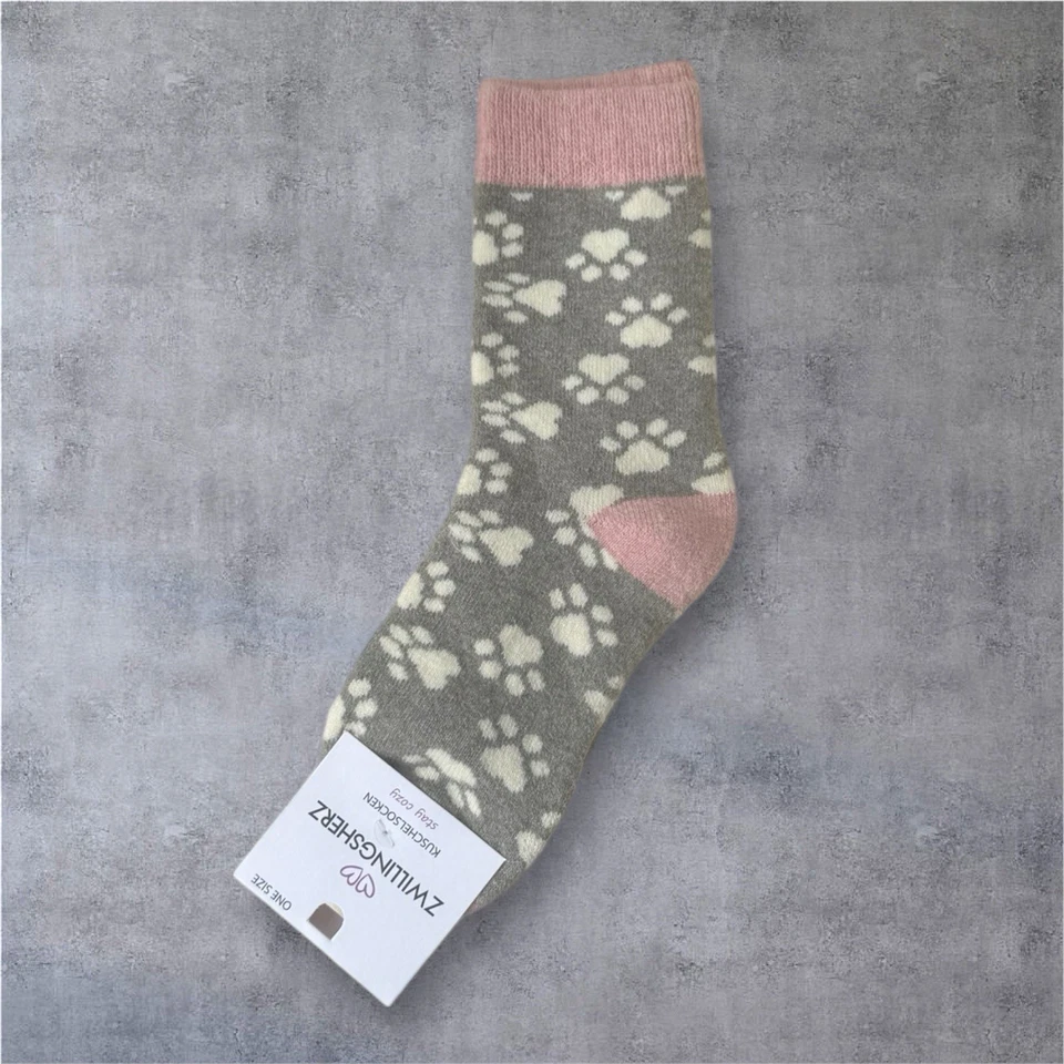 NEU ❤️Zwillingsherz ♥Kuschelsocken, Strümpfe „Hundepfote, Tatze grau, rosa - Bild 1 von 1