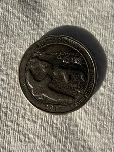 2017-D IOWA Effigy Mounds Quarter Error coin silver color  - Picture 1 of 6