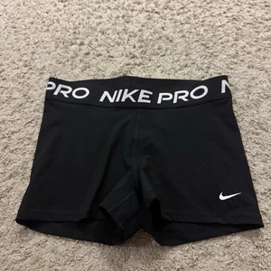 Neu mit Etikett Nike Pro 3" Dri-Fit enge Damenshorts (Größe: Large) - Bild 1 von 3