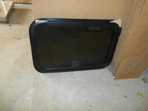 *30" X 20" RV EMERGENCY EXIT WINDOW RV NO TRIM RING FREE SHIP *1553* - Picture 1 of 5