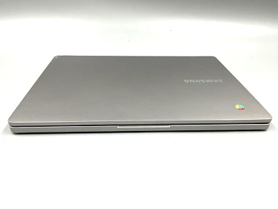 Samsung Chromebook 4 N4020 4GB 32GB 11.6W (Gris Satinado) XE310XBA-KA1US - Leer Foto 1 de 4