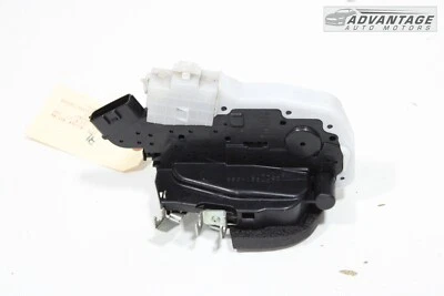 Atuador de trava de painel traseiro esquerdo Nissan Maxima 2016-2023 OEM - Imagem 1 de 4