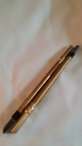 ESTEE LAUDER DOUBLE WEAR STAY IN PLACE EYE PENCIL #13 GOLD WITH SMUDGER NEW - Picture 1 of 1