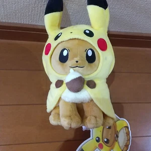 Pokemon Center Limited Pikachu Poncho Eevee Soft Plüsch 2018 Fan of Pikachu Japan - Bild 1 von 8