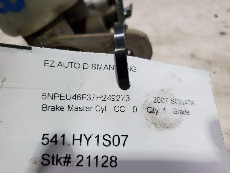 2006-2011, Hyundai Sonata, Brake Master Cylinder, Part Number: 58510-3K200 - Image 1 of 4
