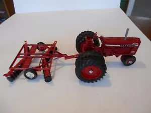 Custom Vintage 1970s Ertl 1:16 Farmall 1206 Turbo Tractor w/1980 IH Disc #494 - Picture 1 of 16