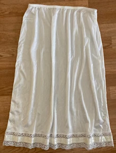 Mel-Lin XL Vintage White 1/2 Slip Length 29.5" X-Large Trim Cut Hem Lace NWOT - Picture 1 of 6