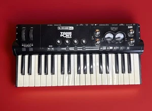 Line 6 Toneport KB37 USB Recording Interface with MIDI Keyboard (Tested) - Picture 1 of 11