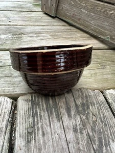 USA Pottery Brown Ringed Ribbed Beehive Crock Bowl 5 in. Has Some Wear - Picture 1 of 10