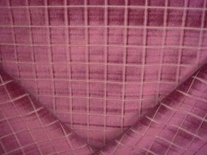 18-5/8Y GP & J Baker LG50019.570 Marco Wine Mauve Velvet Upholstery Fabric - Picture 1 of 3