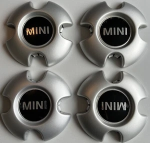4 Original Mini Emblems Hubcap for Aluminium Rim Clubman 36116768504 - Picture 1 of 3
