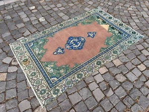 Wool rug, Area rug, Vintage rug, Turkish rug, Bohemian rug 3,4 x 5,7 ft - Picture 1 of 10