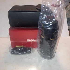 SIGMA ZOOM w Case 4.5-5.6 f=75-300mm Multi Coated Lens 55mm Nikon - Picture 1 of 12