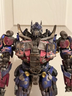 Threezero KO Transformers evasion Prime dino model shop  Kit And Repaint - Image 1 of 4