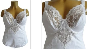 NEU Übergröße Damen Bügel Body weiß mit V-förmigen Spitzeneinsatz Gr.115 (54) C - Bild 1 von 4