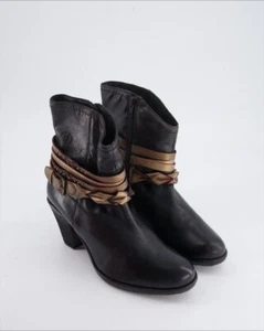 Bugatti Scarpe Stivali Donna In Pelle Col. Nero EU 40 - Picture 1 of 5