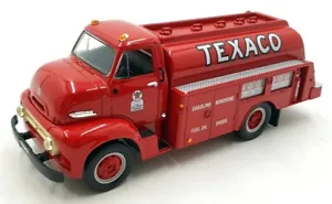 First Gear 1/34 Scale 18-2175 - 1953 Ford C-600 Tanker Body Texaco - Picture 1 of 6