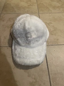 Tokyo Disney Resort  Mickey Mouse Fluffy White Cap Hat - Picture 1 of 8