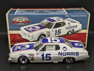 1976 Buddy Baker #15 Norris Industries Ford Torino 1:24 NASCAR Classics Diecast - Image 1 of 4