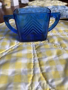 Hazel Atlas Doppelhenkel Kobaltblau Zuckerdose Chevron Design - Bild 1 von 3