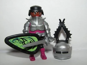 Playmobil Mittelalter Krieger Ritter mit grünem Schild & Spezialhelm - C42 Ritter - Bild 1 von 4